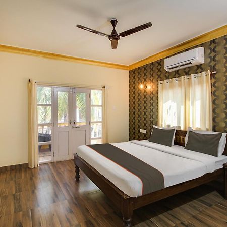 Collection O Romeos Place Baga Beach Hotel Calangute Exterior foto